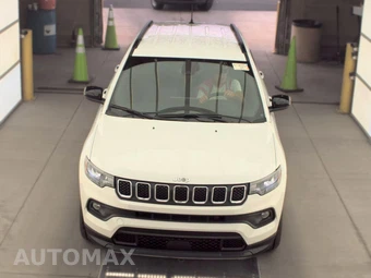 2023 Jeep Compass Latitude Lux - miniatura 2