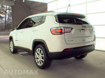 2023 Jeep Compass Latitude Lux - miniatura 6
