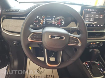 2023 Jeep Compass Latitude Lux - miniatura 10