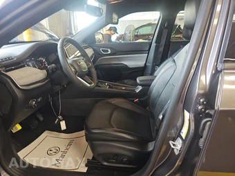 2023 Jeep Compass Latitude Lux - miniatura 7