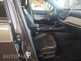 2023 Jeep Compass Latitude Lux - miniatura 8