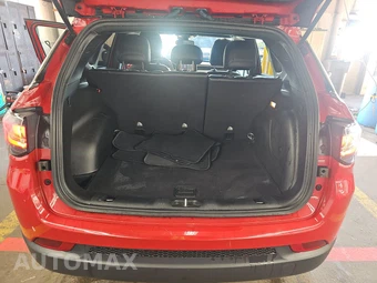 2023 Jeep Compass Latitude Lux - miniatura 16