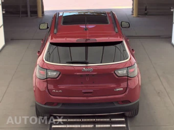 2023 Jeep Compass Latitude Lux - miniatura 5