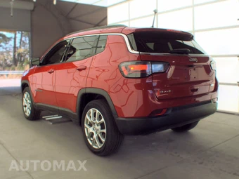 2023 Jeep Compass Latitude Lux - miniatura 6