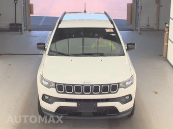 2023 Jeep Compass Latitude Lux - miniatura 2