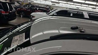 2023 Jeep Compass Latitude Lux - miniatura 20