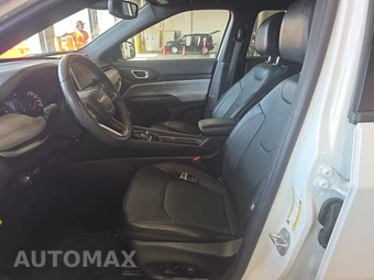 2023 Jeep Compass Latitude Lux - miniatura 7