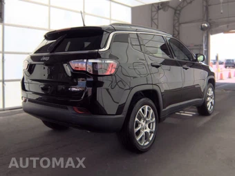 2023 Jeep Compass Latitude Lux - miniatura 4