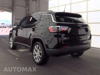 2023 Jeep Compass Latitude Lux - miniatura 6
