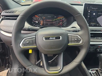 2023 Jeep Compass Latitude Lux - miniatura 16