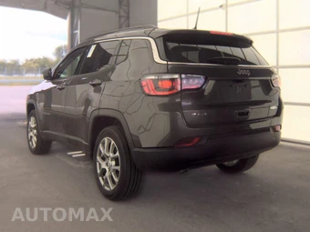 2023 Jeep Compass Latitude Lux - miniatura 8