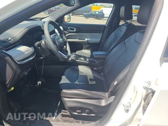 2023 Jeep Compass Latitude Lux - miniatura 13