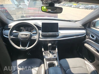 2023 Jeep Compass Latitude Lux - miniatura 17