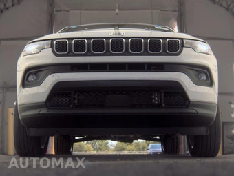 2023 Jeep Compass Latitude Lux - miniatura 3