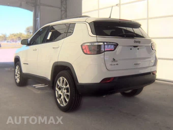 2023 Jeep Compass Latitude Lux - miniatura 8