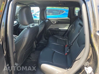 2023 Jeep Compass Latitude Lux - miniatura 13