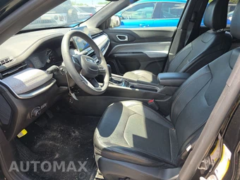 2023 Jeep Compass Latitude Lux - miniatura 7
