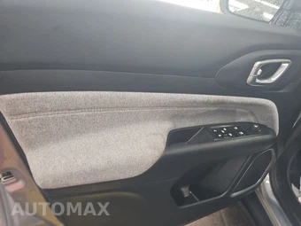 2023 Jeep Compass Latitude Lux - miniatura 9