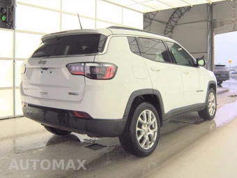 2023 Jeep Compass Latitude Lux - miniatura 4