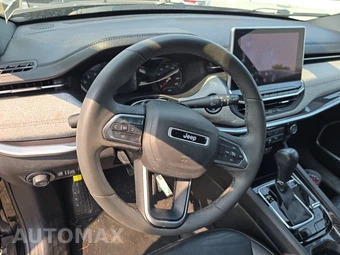2023 Jeep Compass Latitude Lux - miniatura 10