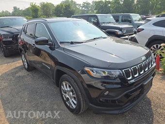 2023 Jeep Compass Latitude Lux - miniatura 3
