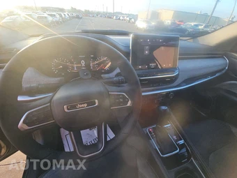 2023 Jeep Compass Latitude Lux - miniatura 11