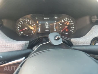 2023 Jeep Compass Latitude Lux - miniatura 12