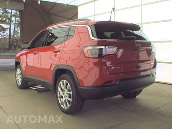2023 Jeep Compass Latitude Lux - miniatura 6
