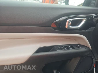 2023 Jeep Compass Limited - miniatura 9