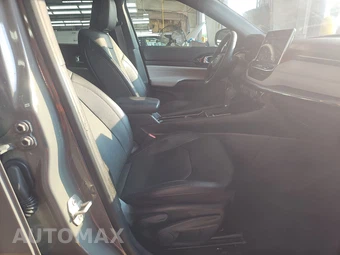 2023 Jeep Compass Limited - miniatura 8