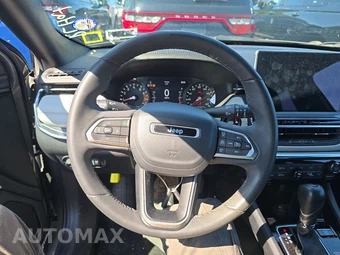 2023 Jeep Compass Limited - miniatura 10