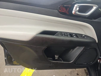 2023 Jeep Compass Limited - miniatura 9