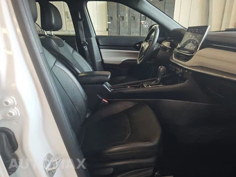2023 Jeep Compass Limited - miniatura 8