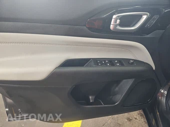 2023 Jeep Compass Limited - miniatura 9