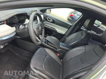 2023 Jeep Compass Limited - miniatura 19