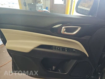 2023 Jeep Compass Limited - miniatura 9