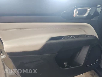 2023 Jeep Compass Limited - miniatura 9