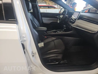 2023 Jeep Compass Limited - miniatura 8