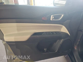 2023 Jeep Compass Limited - miniatura 9