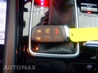 2023 Jeep Compass Limited - miniatura 4