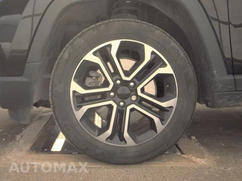 2023 Jeep Compass Limited - miniatura 9