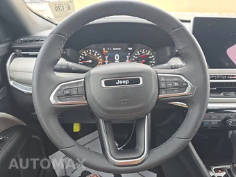 2023 Jeep Compass Limited - miniatura 10