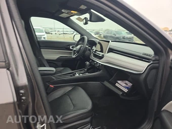 2023 Jeep Compass Limited - miniatura 8