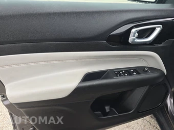 2023 Jeep Compass Limited - miniatura 9