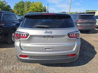 2023 Jeep Compass Limited - miniatura 5