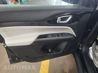 2023 Jeep Compass Limited - miniatura 9