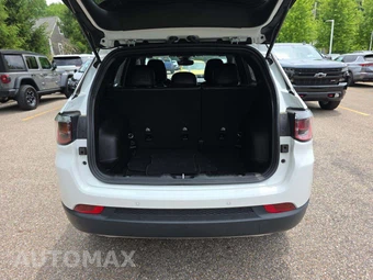 2023 Jeep Compass Limited - miniatura 11