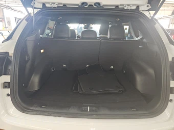 2023 Jeep Compass Limited - miniatura 16