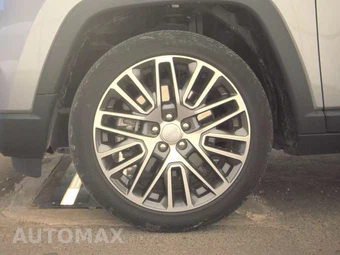 2023 Jeep Compass Limited - miniatura 9