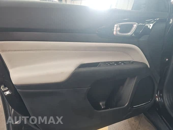 2023 Jeep Compass Limited - miniatura 9
